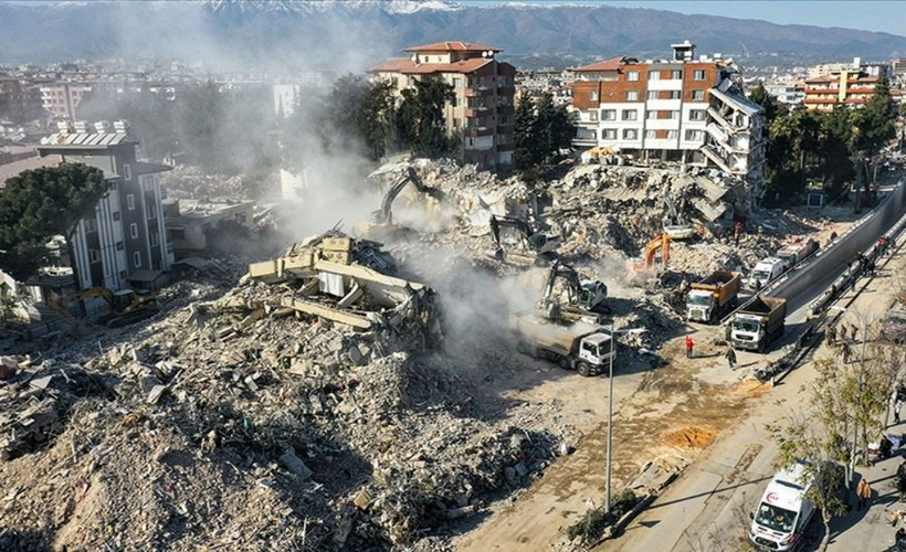 6 Şubat’ta ailesini kaybeden depremzede babaya tazminat kararı: Bakanlık itiraz etti - Resim : 2
