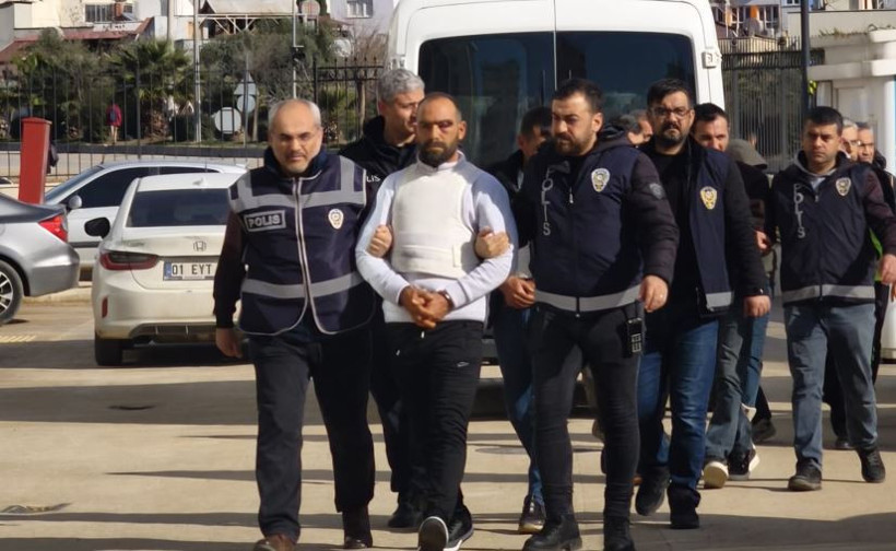 Tekel bayi cinayetinde peş peşe tutuklamalar - Resim : 1