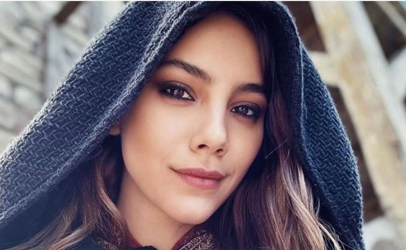 Uzak Şehir’de rol arkadaşlığı gerçeğe dönüşmüştü: Dilin Döğer ve Atakan Özkaya’dan yeni kareler - Resim : 1