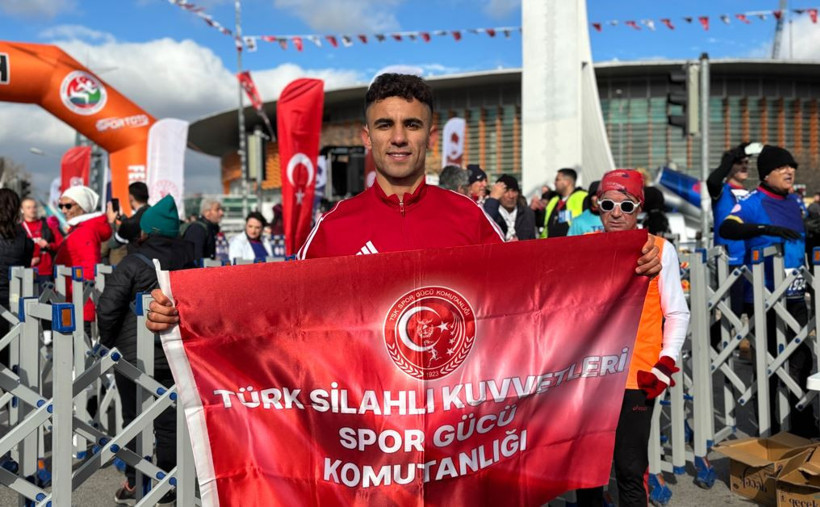 Atat&uuml;rk'&uuml;n izinde koştular! 90 yıllık gelenek Dilek ve Diyar'la ta&ccedil;landı - Resim : 4