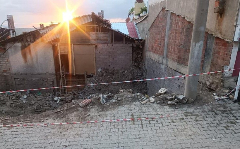 "Kurtuluş Savaşı'ndan el bombası getirdim" dedi, kimse inanmadı: Çocuklar oynarken buldu - Resim: 5