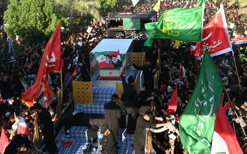 Hamaney için veda töreni: Binlerce kişi meydanları doldurdu - Resim : 2