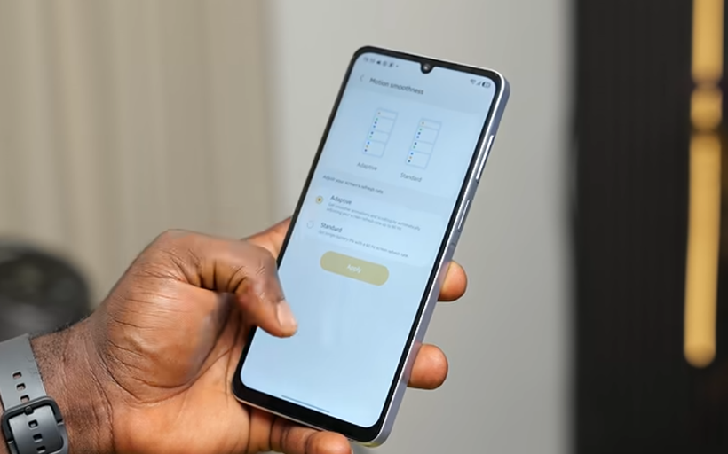 Samsung piyasaya sürdü: Bütçe dostu akıllı telefon modeli Türkiye’de - Resim: 17