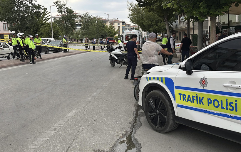 Bisikletli sürücü beton mikserine çarptı: Konya’da ölümcül kaza - Resim : 1