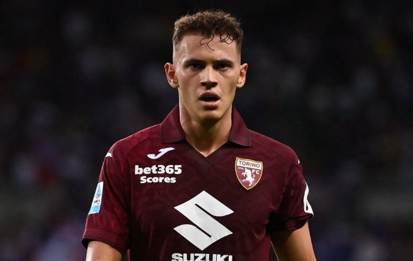 Beşiktaş orta saha transferinde Kristjan Asllani ismine yöneldi - Resim : 2