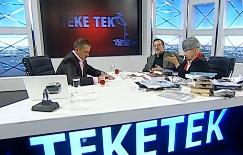 İlber Ortaylı&rsquo;nın son videosunda herkesin g&ouml;z&uuml;nden ka&ccedil;an detay - Resim : 3