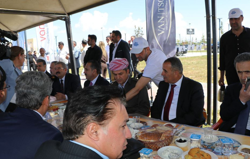 Yiyen bir daha unutamıyor: İşte dünyayı peşinden koşturan Van sofrası - Resim : 1