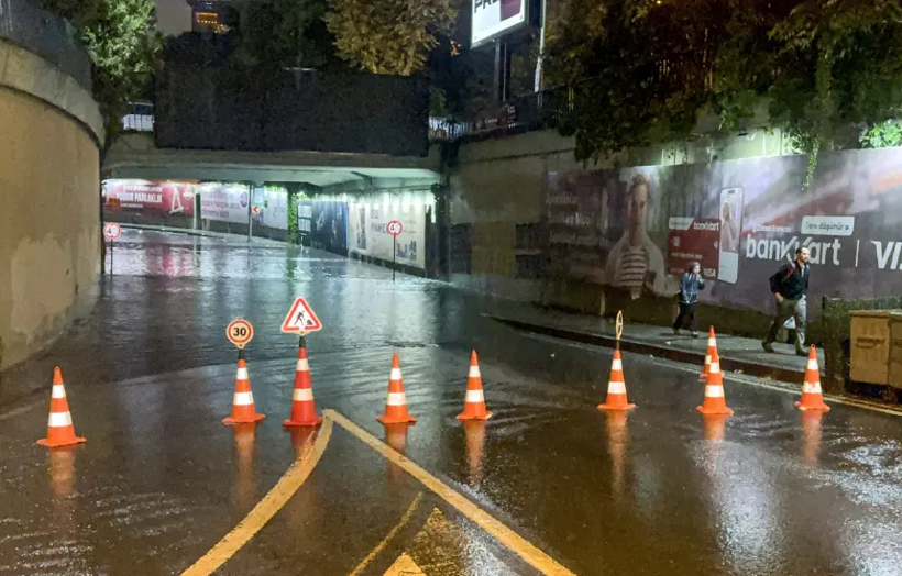 AKOM duyurdu: İstanbul’da sağanak ve fırtına hazırlığı - Resim: 7