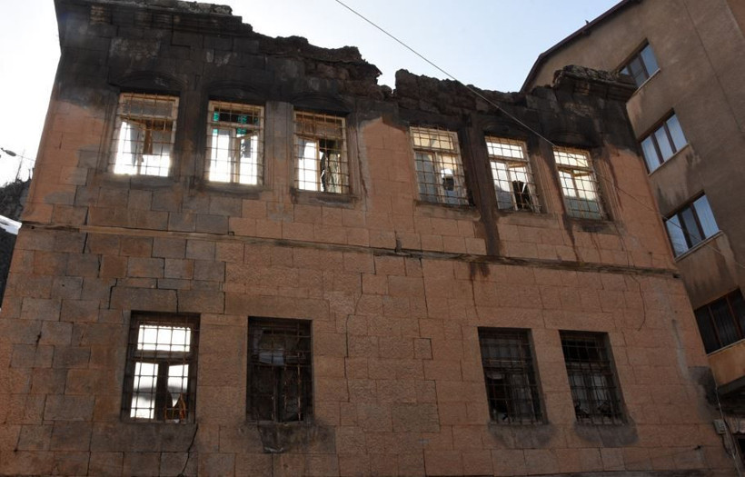 Bitlis’in hafızası tek tek siliniyor: Mirasçılar çok acil çözüm bekliyor - Resim: 3