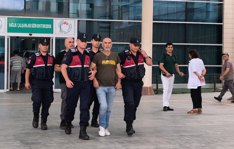 Yönetmen Ezel’in başını yakan ihbar: Adliye’ye götürüldü - Resim : 5