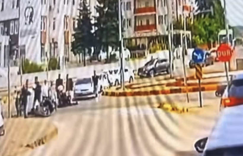 Yunus polisleri ölümden döndü: İşte saniye saniye o görüntüler - Resim : 3