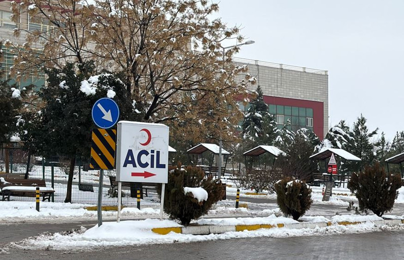 Aynı aileden 13 kişi hastaneye kaldırıldı - Resim : 3