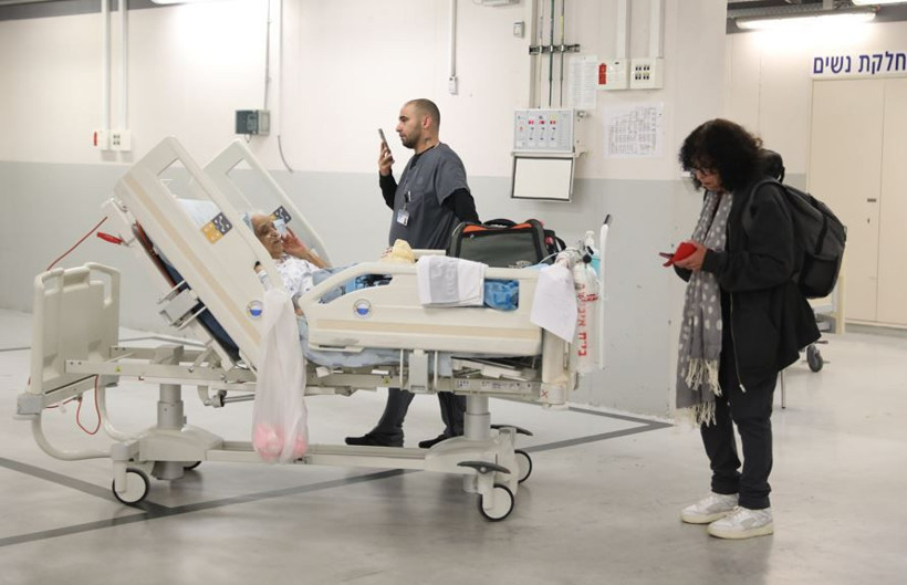 Tel Aviv'de savaş alarmı: Hastalar otoparklara taşındı - Resim: 10