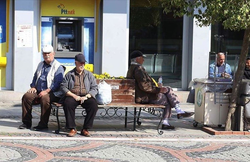 Emekliye taban maaş 20 bin lira oldu: Zammın detayları - Resim: 13