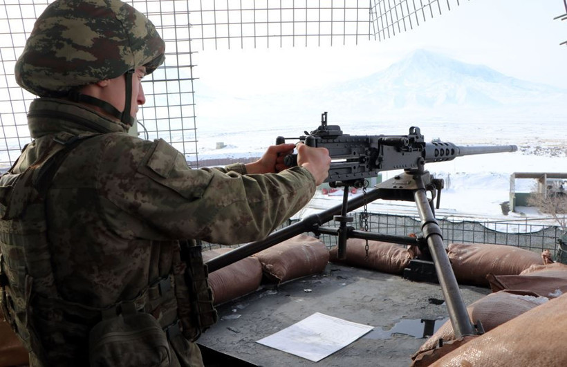 Hudut Kartalları kuş uçurtmuyor: İran sınırında 7/24 teknoloji kalkanı - Resim : 8