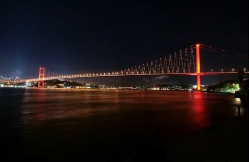 Boğazdaki binlerce yapı tek tek yıkılacak: Ünlülerin evleri de var - Resim: 3