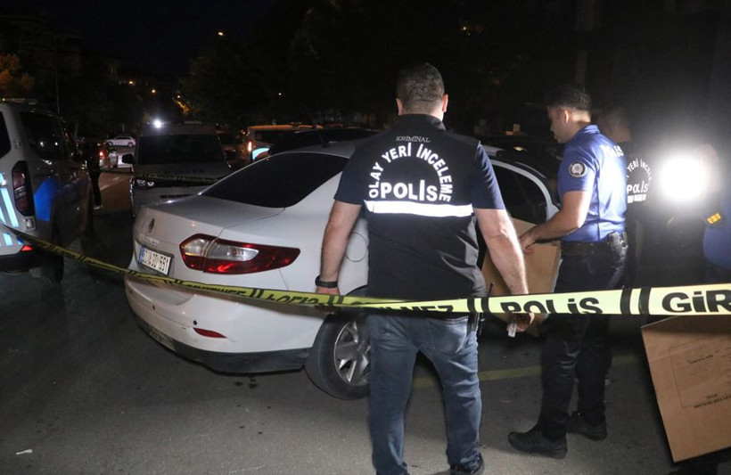 Eski sevgiliden kanlı saldırı: Otomobile pompalı tüfekle ateş etti: İki kız kardeş yaralandı - Resim : 2