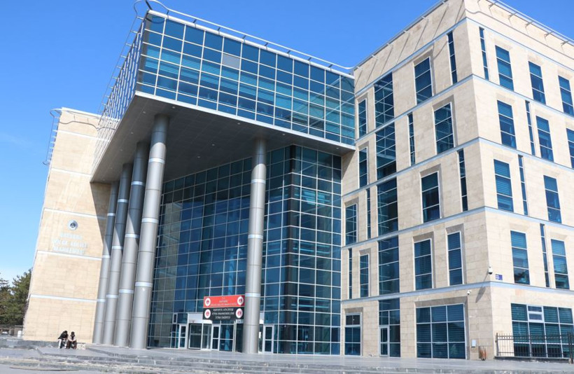 İlk dişte sorun &ccedil;ıktı, 12 dişin bedelini hacizle &ouml;dedi: Kayseri&rsquo;de akılalmaz dava: T&uuml;keticiler Birliği isyan etti - Resim : 2