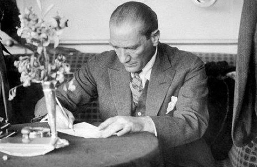 Atatürk'ün en sevdiği Türkçe isimler ve soyadları ortaya çıktı - Resim: 2