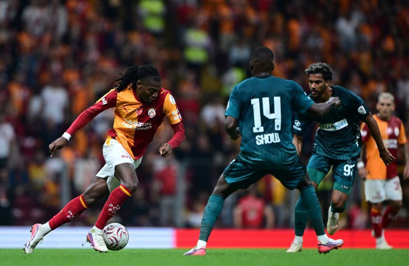 Ahmet Çakar’dan Galatasaray'ın yıldızına yaylım ateşi: Tatilden hala dönememiş - Resim: 3