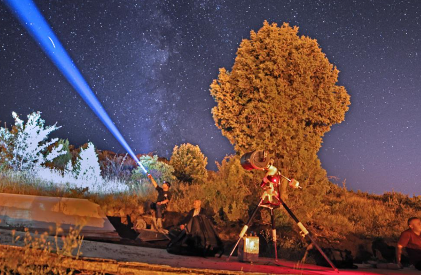 Gökyüzünde görsel şölen: Perseid meteor yağmuru Türkiye’de coşkuyla izlendi - Resim: 1