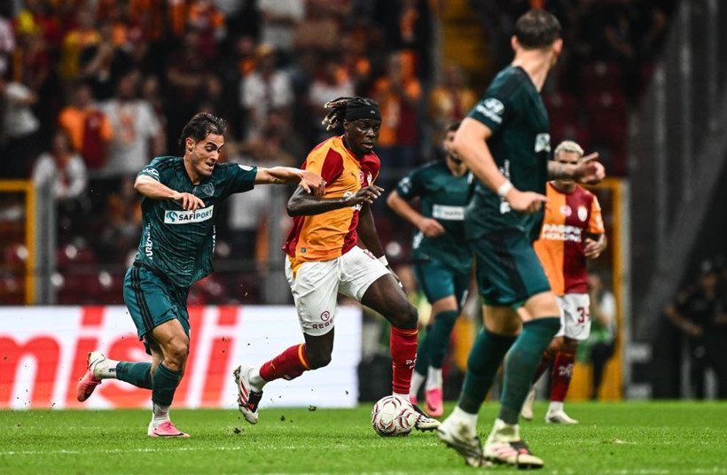 Ahmet Çakar’dan Galatasaray'ın yıldızına yaylım ateşi: Tatilden hala dönememiş - Resim: 9