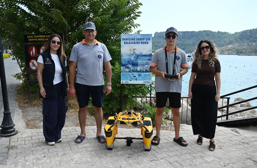 Antalya Kemer’de “Çöp Kapar” ile deniz yüzeyindeki atıklar toplanıyor - Resim : 2