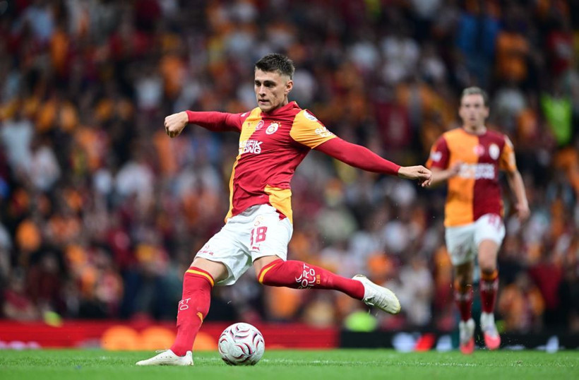 Ahmet Çakar’dan Galatasaray'ın yıldızına yaylım ateşi: Tatilden hala dönememiş - Resim: 11
