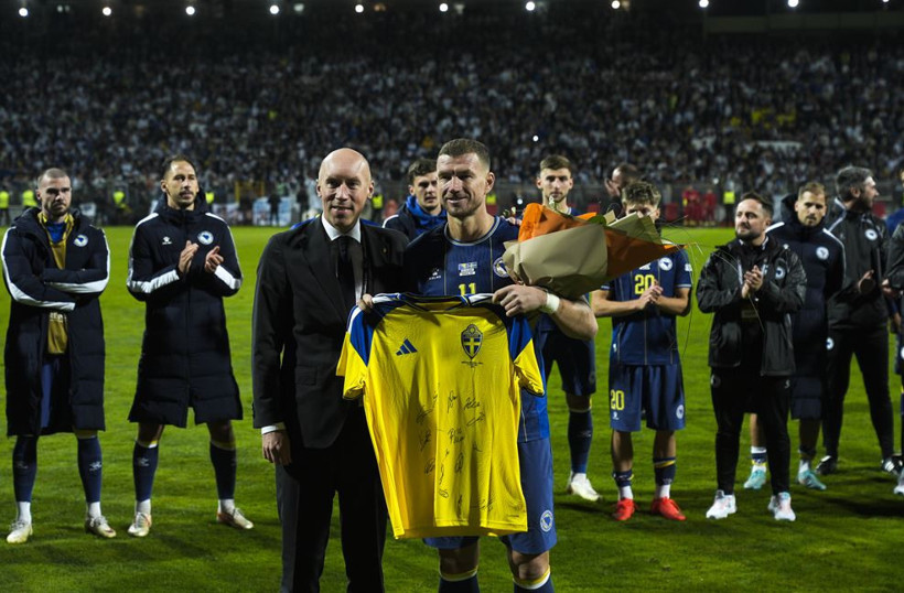 Edin Dzeko Milli Takımı'na veda etti - Resim : 1