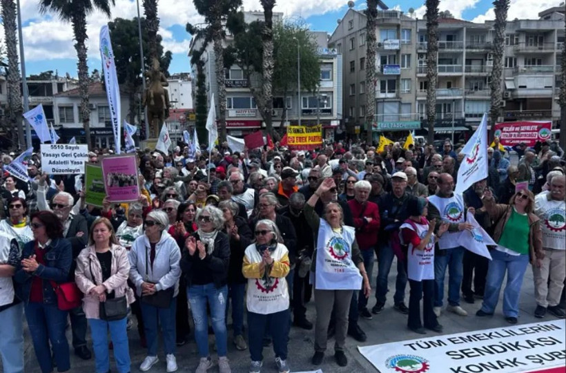 Emekliler meydanlardan seslendi: Seyyanen zam ve 5 kritik talep - Resim : 1