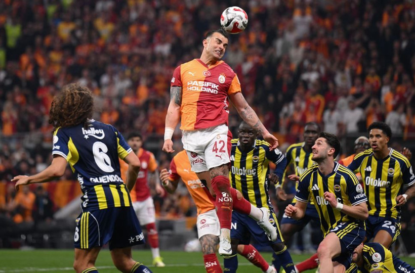 beIN Trio'da derbinin hakemine büyük fırça: Hakemi sahaya gömdüler - Resim: 11