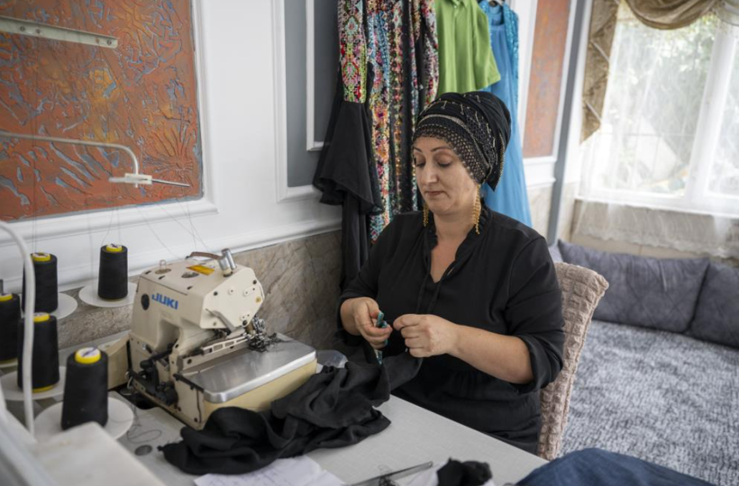Evini atölyeye çevirdi: Ücretsiz kursta öğrendi, şimdi taleplere yetişemiyor - Resim: 2