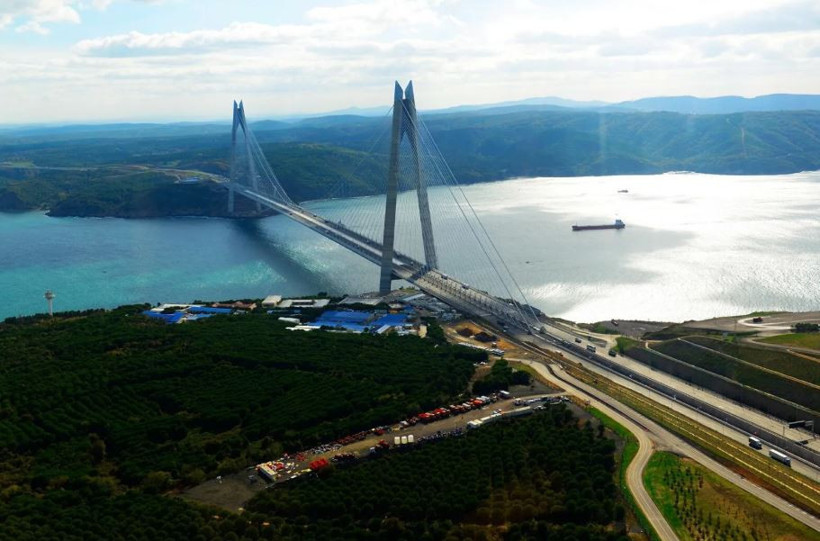 Ulaştırma ve Altyapı Bakanı Abdulkadir Uraloğlu açıkladı: Son 24 yılda 4 bin 272 yeni köprü inşa edildi - Resim : 3
