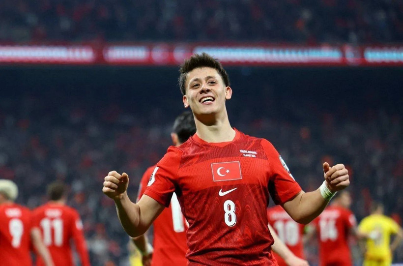 A Milli Takım'ın aday kadrosu açıklandı: 4 futbolcu ilk kez davet edildi - Resim: 6