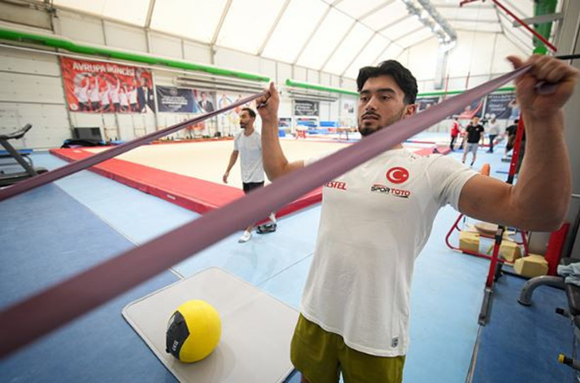 Milli cimnastikçi Mert Efe, Akdeniz Oyunları'nda kürsü hedefi - Resim : 3