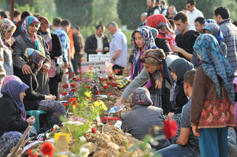 Soma Faciası'nın 12. yıl dönümü: Madencilerden anma - Resim : 2