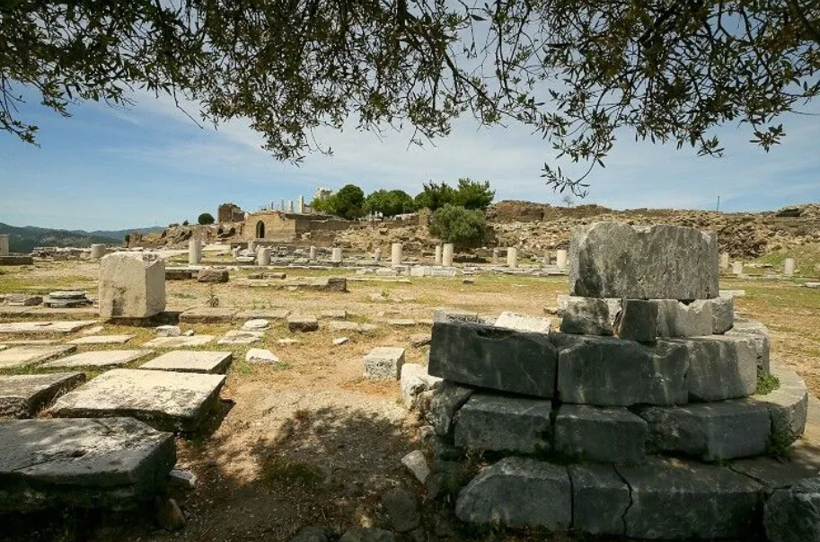 İzmir’in tarih başkentinde sanat dirilecek: ZEUS Derneği yola çıkıyor - Resim: 5
