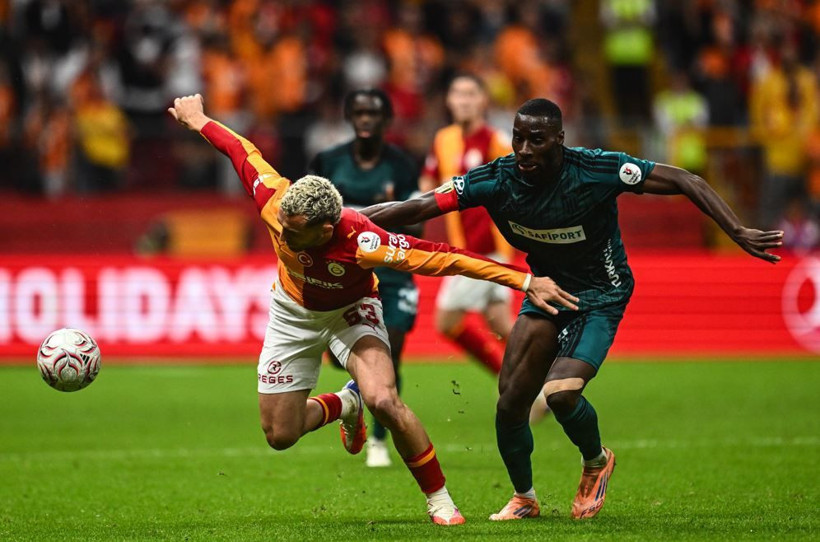 Ahmet Çakar’dan Galatasaray'ın yıldızına yaylım ateşi: Tatilden hala dönememiş - Resim: 14