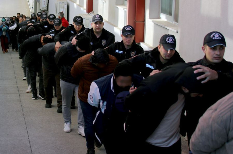 Doktoru bile kandırmışlar: Bu da reçete çetesi - Resim : 2