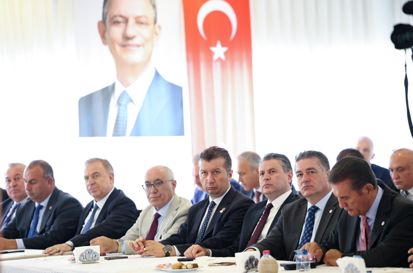 YENİ Parti'nin seçimlere girebilmesi için kritik eşik: Kanunun ilk şartı yerine geldi - Resim: 15
