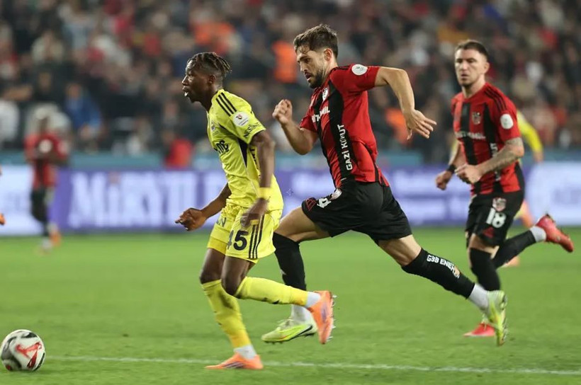 Hem sakatlıklar hem Tedesco: Fenerbahçe’nin kritik sınavı - Resim: 1