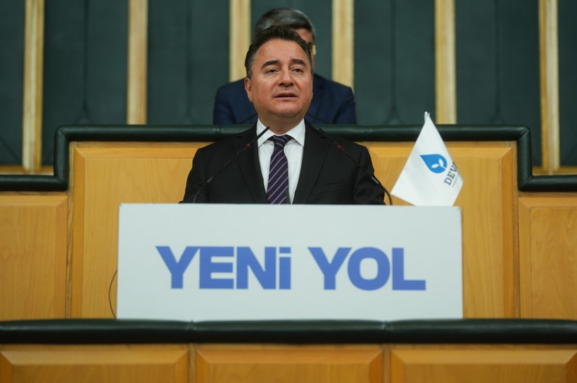 Ali Babacan'dan iktidara ekonomi eleştirisi: Gençler kahve içemiyor, üç çocuk çağrısı yapılıyor - Resim : 2