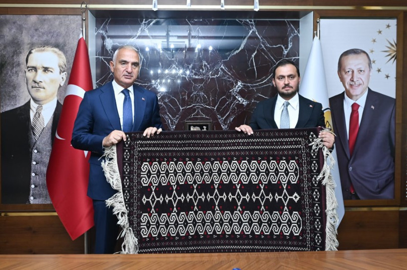 Elazığ’da binlerce yıllık tarih yeniden hayat buldu: Yeni müze açıldı - Resim : 1
