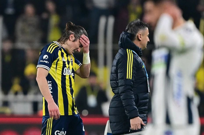Fenerbahçe’de büyük deprem: Tedesco kara kara düşünüyor - Resim: 2