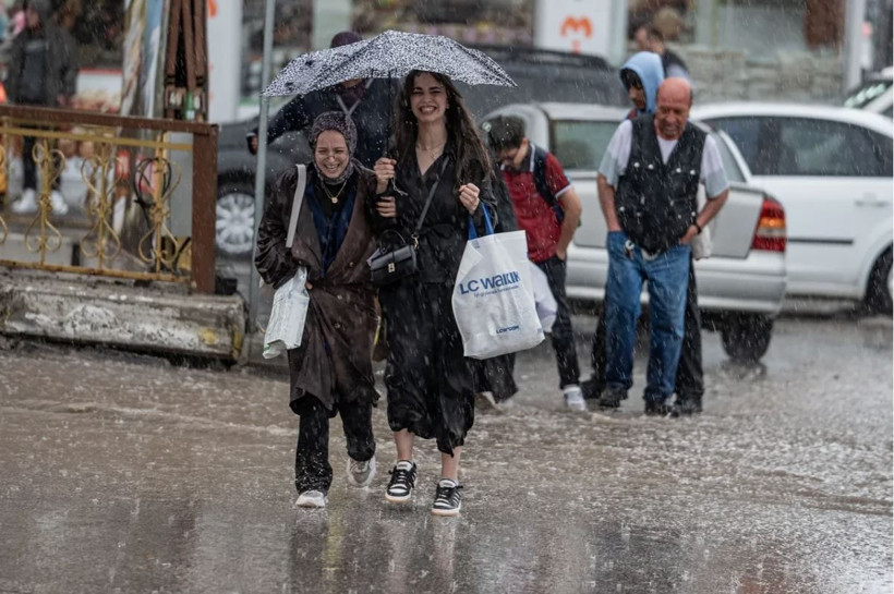 Meteoroloji’den 3 günlük kritik uyarı: Şiddetli sağanak ve fırtına hangi illeri vuracak? - Resim: 16