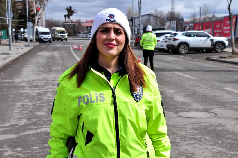 Bir ilin trafiği kadın polislere emanet: Kars’ın gizli kahramanları - Resim: 6