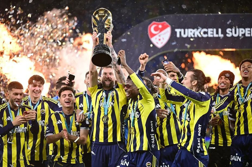 Süper Kupa'da mücadele edecek 4 takım belli oldu: Eşleşmeler netlik kazanıyor - Resim: 8
