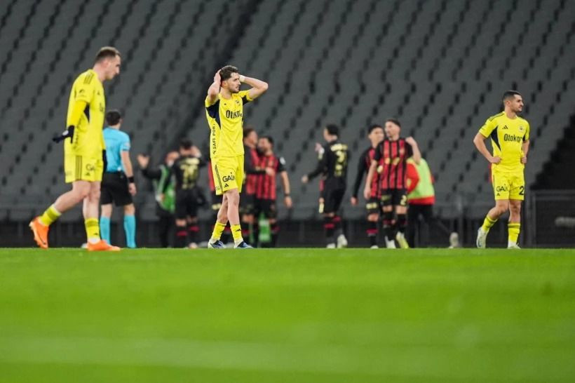 Erman Toroğlu'ndan Fenerbahçeli o isimlere ağır sözler... - Resim: 1