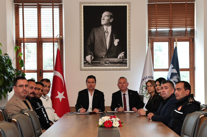 Bayram ikramiyesi 15 bin lira oldu: Belediye müjdeyi verdi - Resim: 1