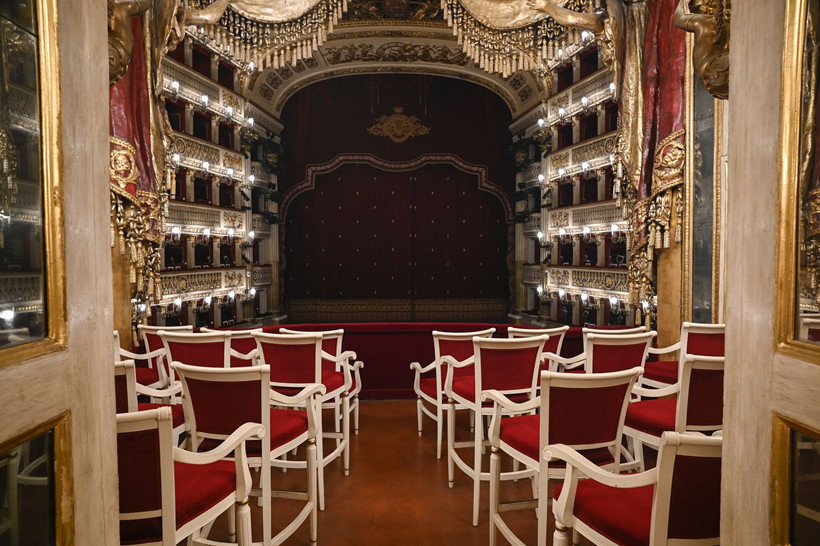 Dünyanın en eski opera sahnesi 290. yılına hazırlanıyor: Verdi, Rossini ve Callas’ın sahnesi - Resim: 7